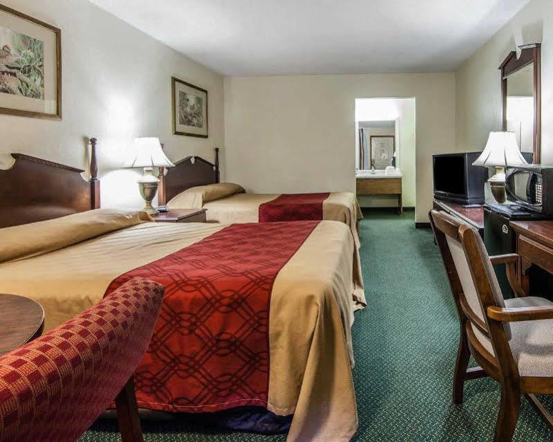 Red Roof Inn Dandridge Exterior foto